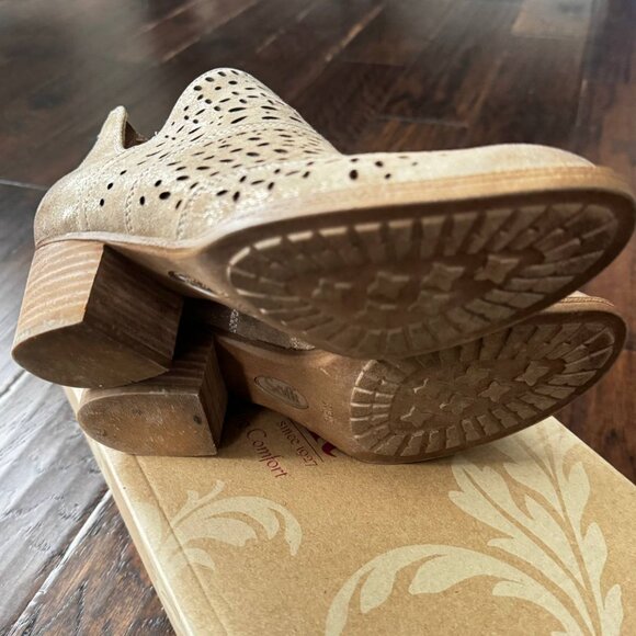 Söfft Cutout Leather Booties – Metallic Beige – Size 6.5 - Picture 5 of 5
